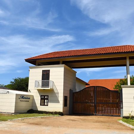 Marina Beach Passikudah Exterior photo